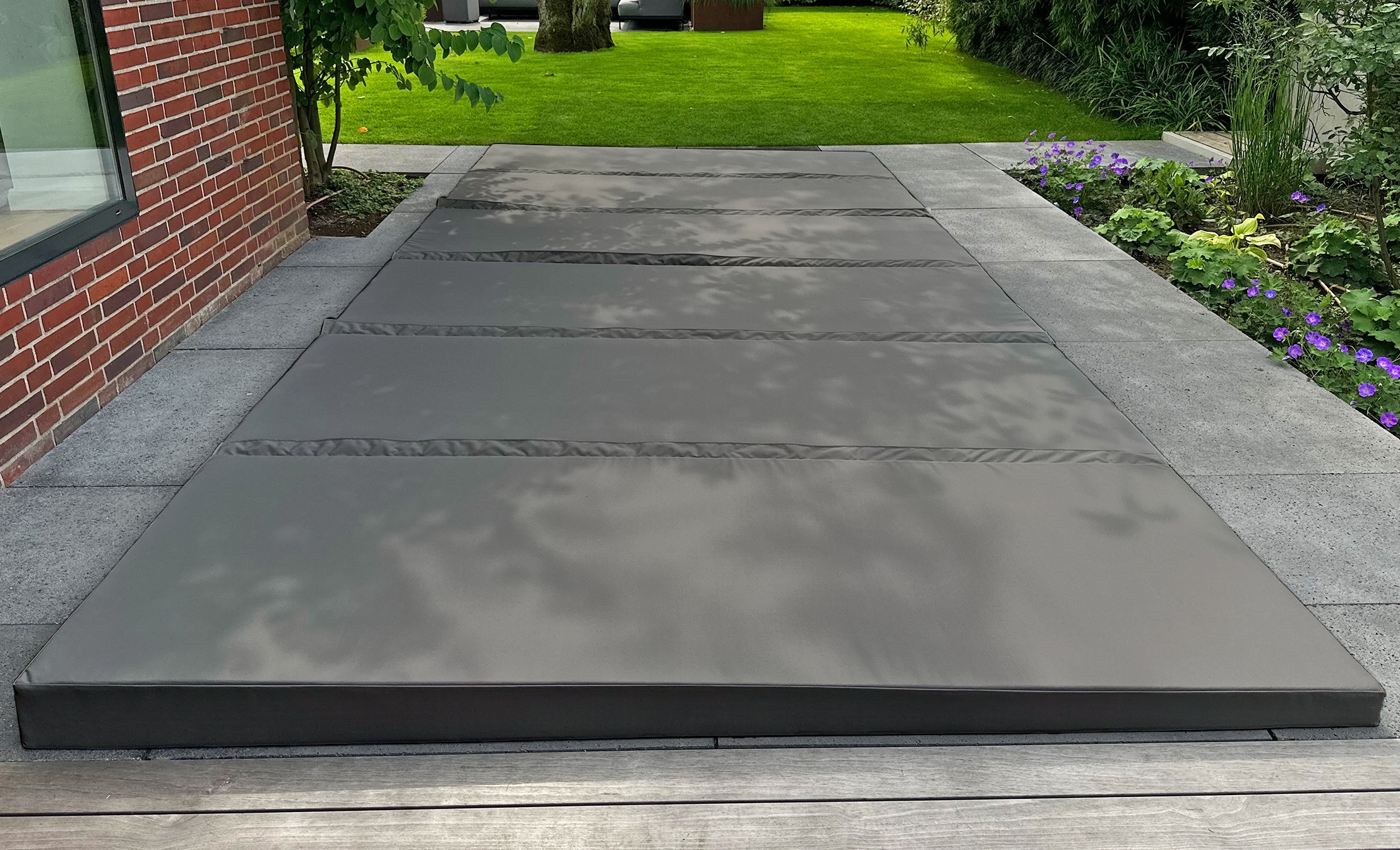 Hardtop Abdeckung mit Pultdach/Dachneigung